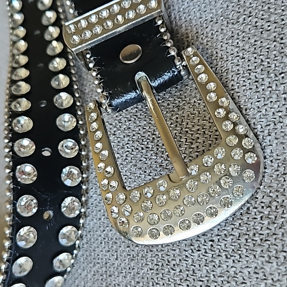 Vintage Rhinestone Leather Belt Large Rivetted - Picture 2 of 11